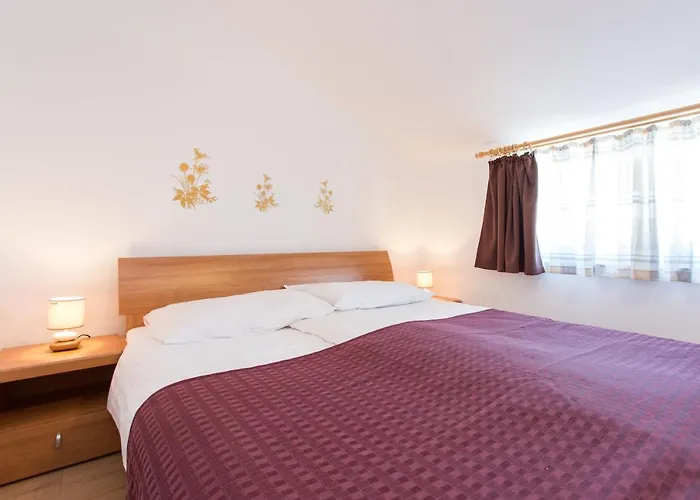 Apartman With Pool Ivana Krk Krk Town