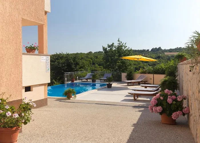 Appartement With Pool Ivana Krk