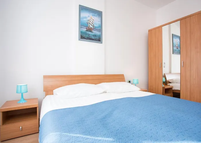 Appartement With Pool Ivana Krk *