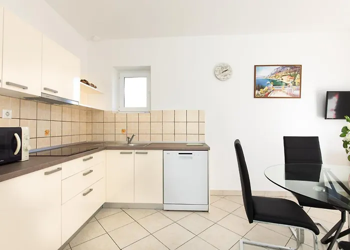 With Pool Ivana Krk Appartement Krk Town